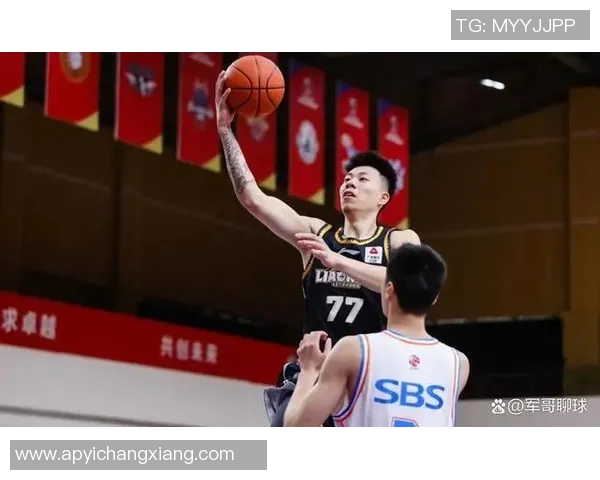 深圳篮球队以77分高居挑战赛积分榜首位争夺冠军形势乐观